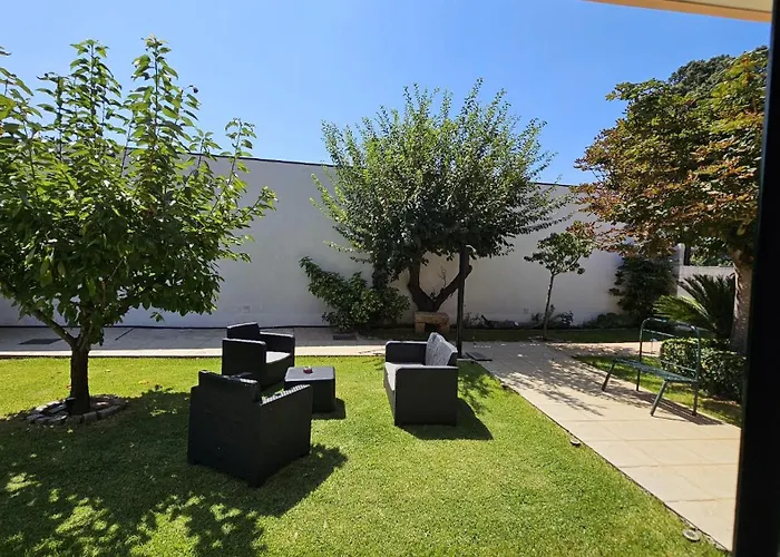 Casa Alem Rio - Quartos Para 6 Hospedes Em Santo Tirso