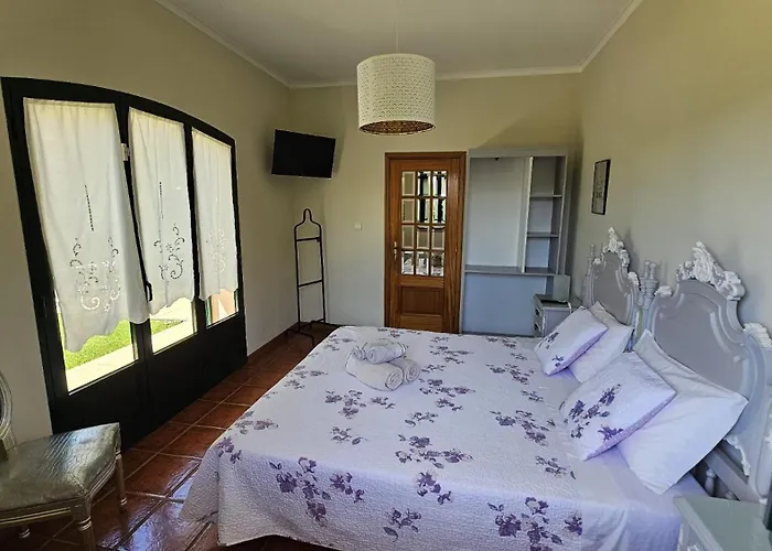 Casa Alem Rio - Quartos Para 6 Hospedes Em Santo Tirso